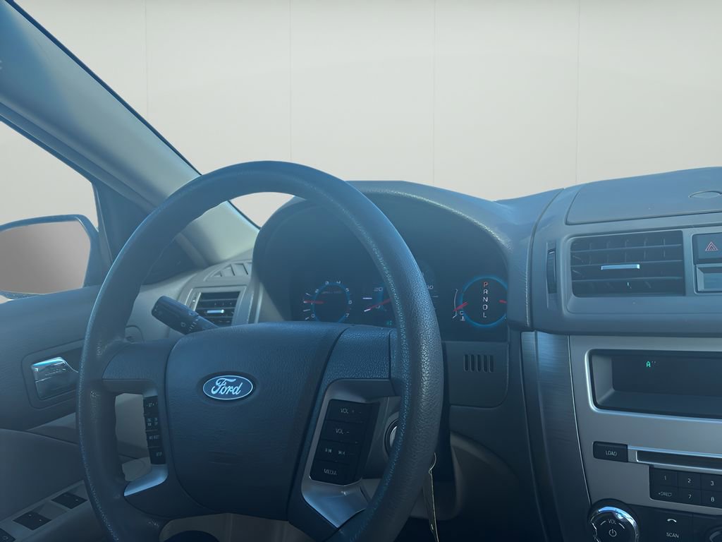 Used 2011 Ford Fusion SE FWD image 27