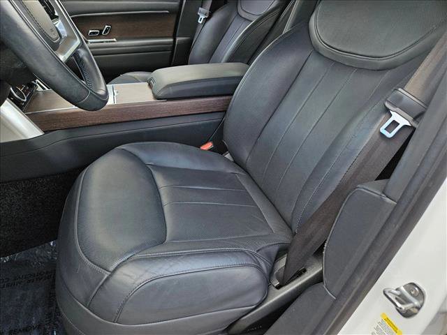 Used 2023 Land Rover Range Rover SE image 15