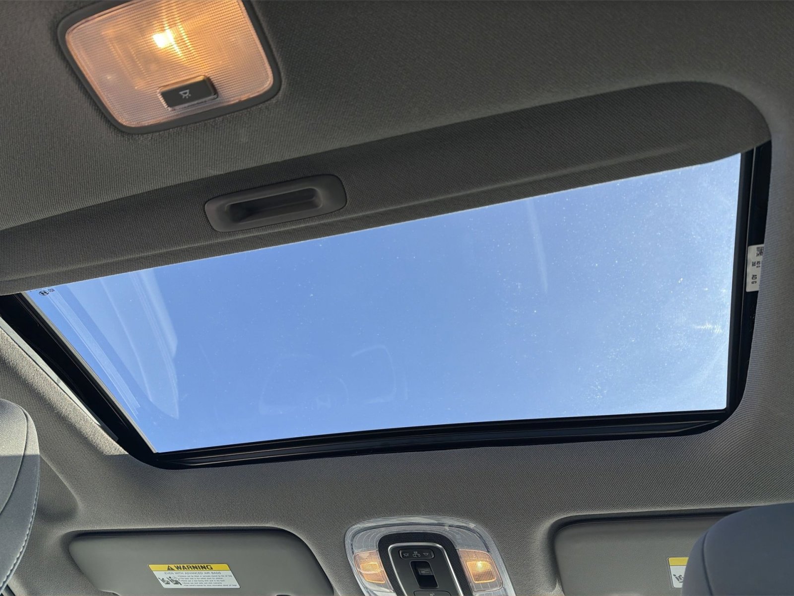 Certified 2025 Hyundai Elantra SEL image 24