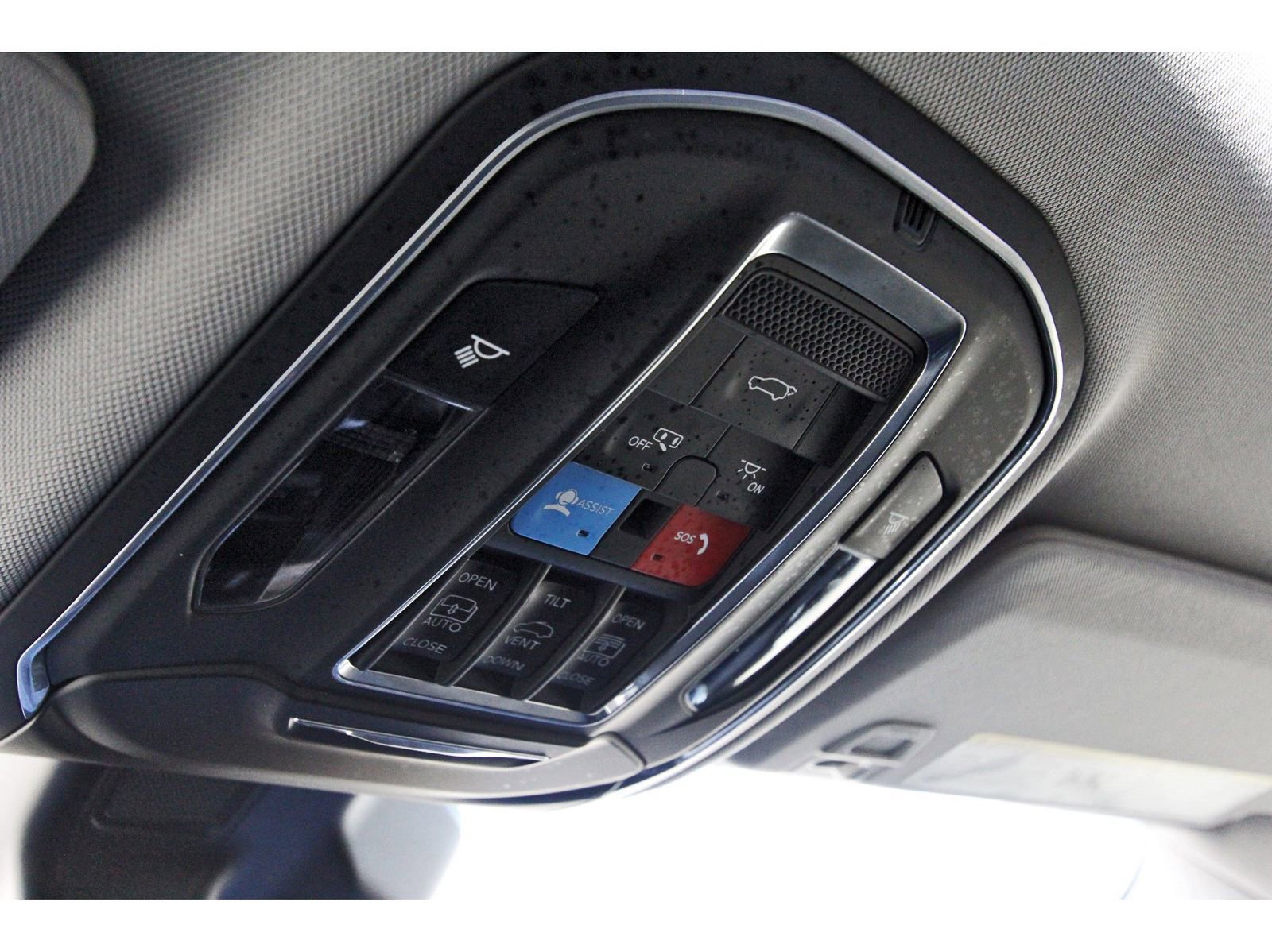 Used 2023 Jeep Grand Cherokee L Limited w/ Black Appearance Package image 27