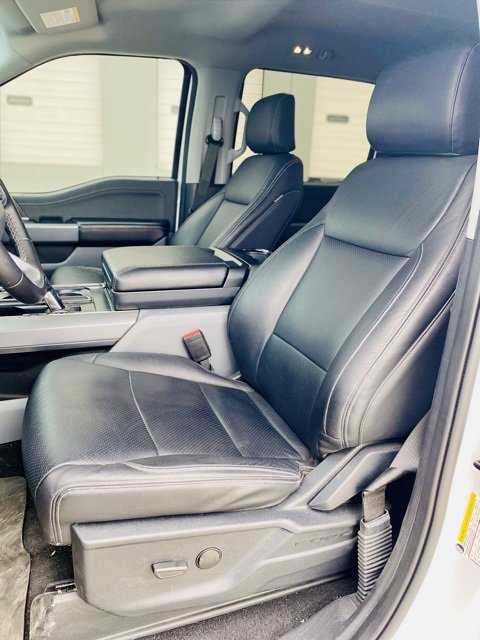 Used 2024 Ford F150 Lightning XLT image 11