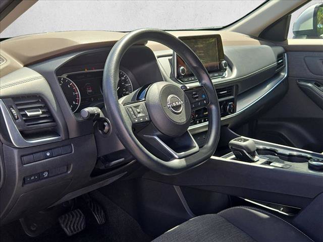 Used 2023 Nissan Rogue SV AWD/4WD image 10