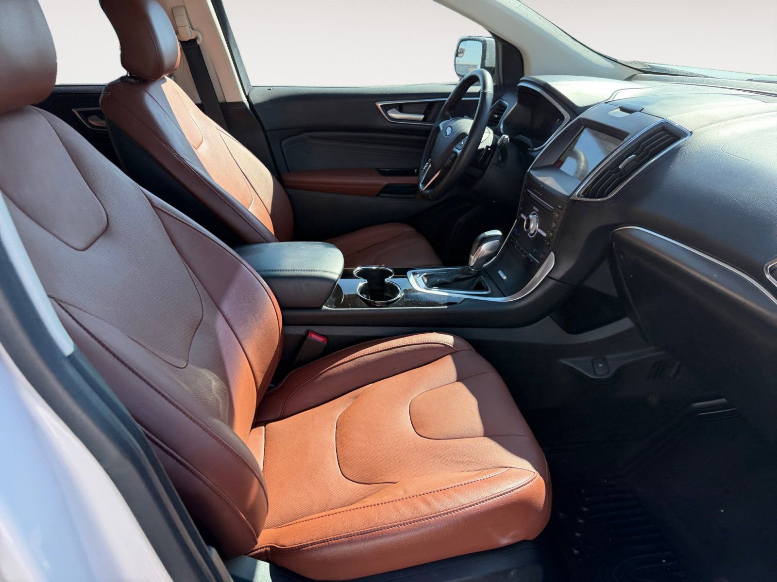 Used 2018 Ford Edge Titanium w/ Equipment Group 301A image 15