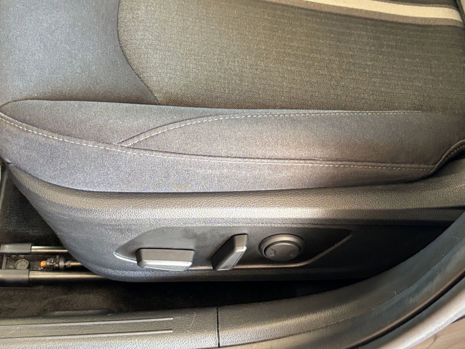 Used 2025 Hyundai Sonata SEL FWD image 24