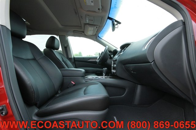 Used 2013 Nissan Pathfinder SL w/ SL Premium Pkg FWD image 11