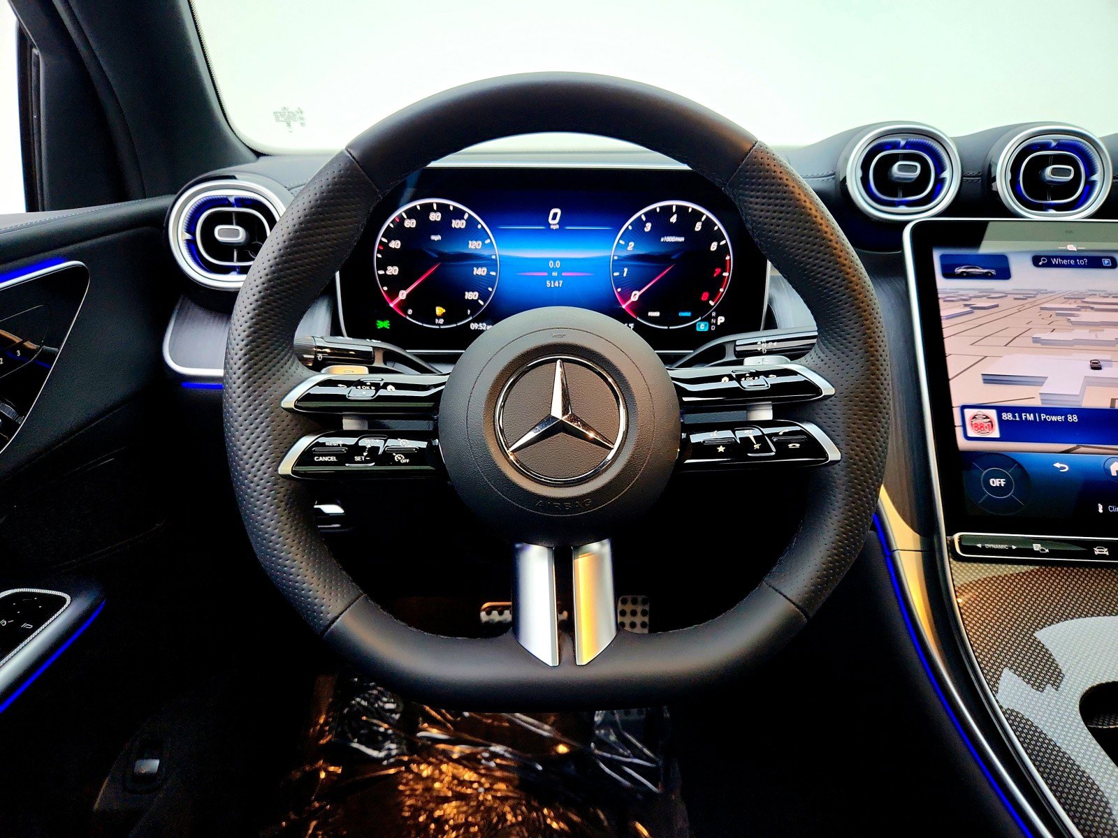 Certified 2025 Mercedes-Benz GLC 300 4MATIC w/ AMG Line image 18