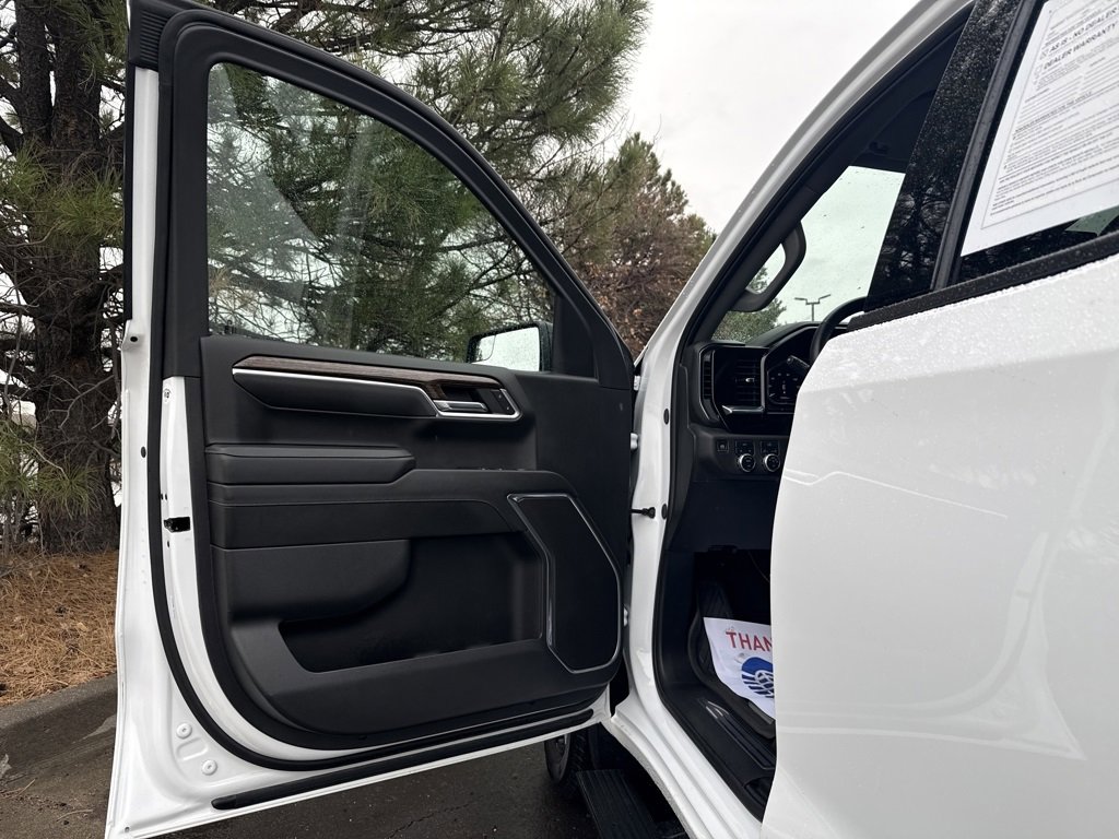 Used 2024 GMC Sierra 1500 Elevation w/ LPO, GMC Protection Package image 9