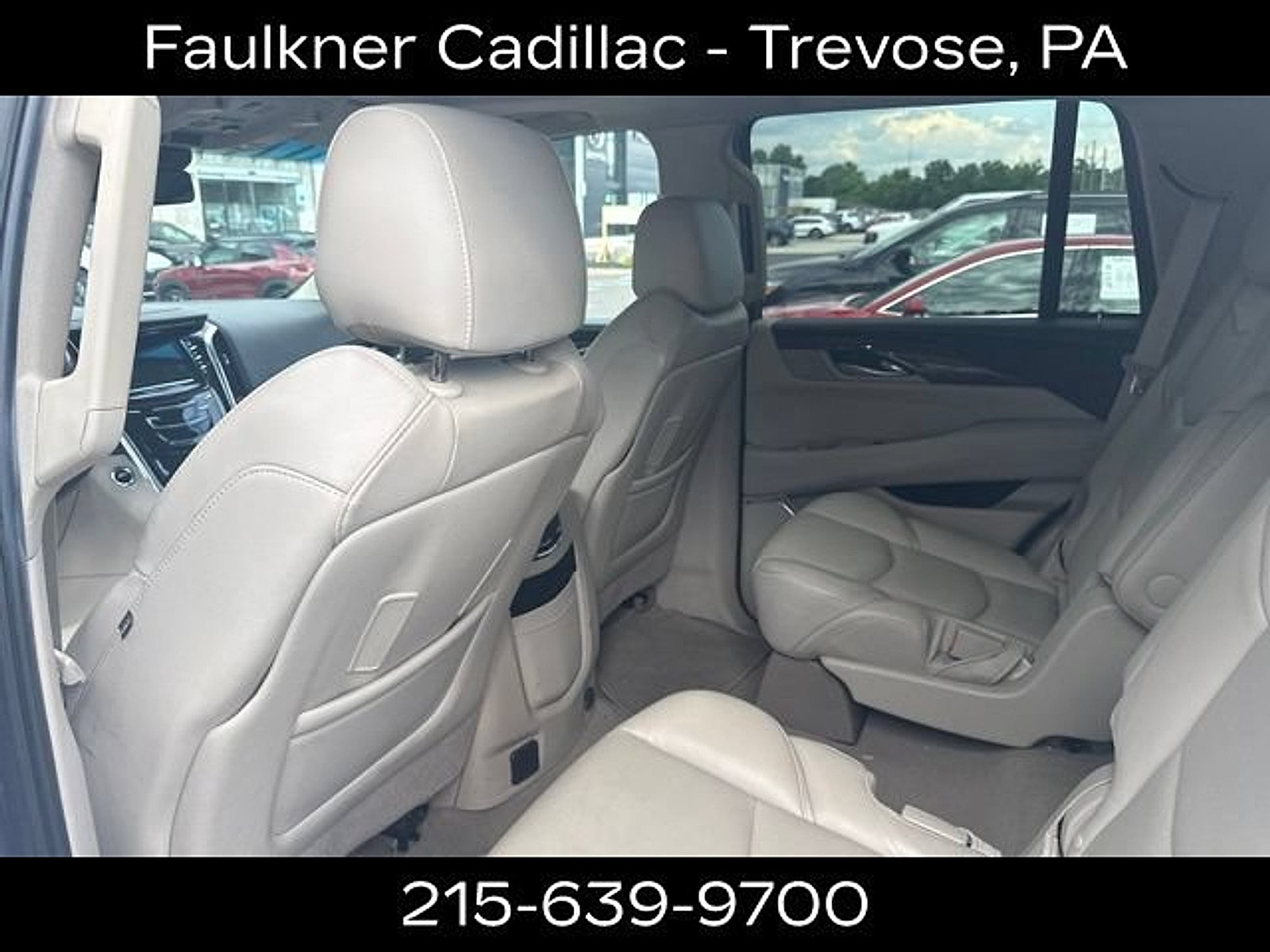 Used 2020 Cadillac Escalade Luxury w/ LPO, Radiant Package AWD/4WD image 8