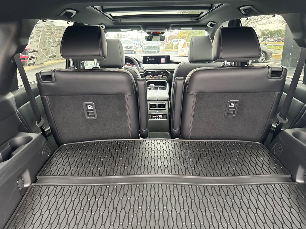 New 2025 MAZDA CX-90 Plug-In Hybrid w/ Premium Plus image 32