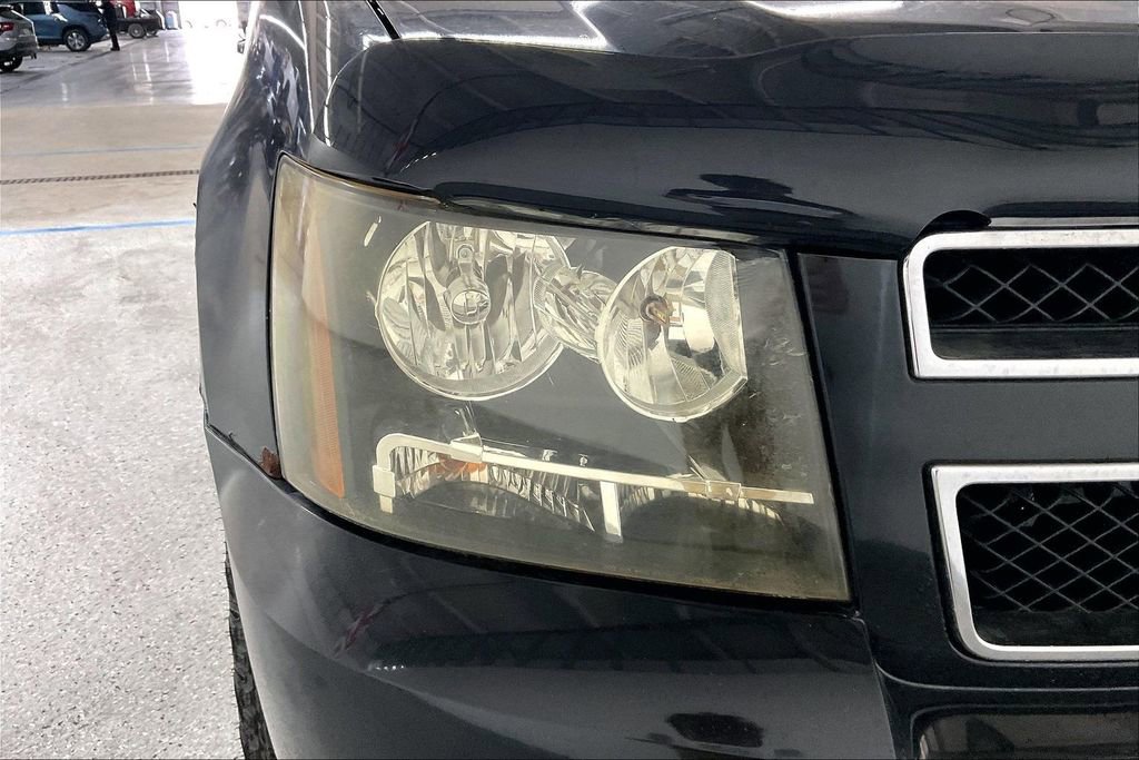 Used 2009 Chevrolet Avalanche LS image 29