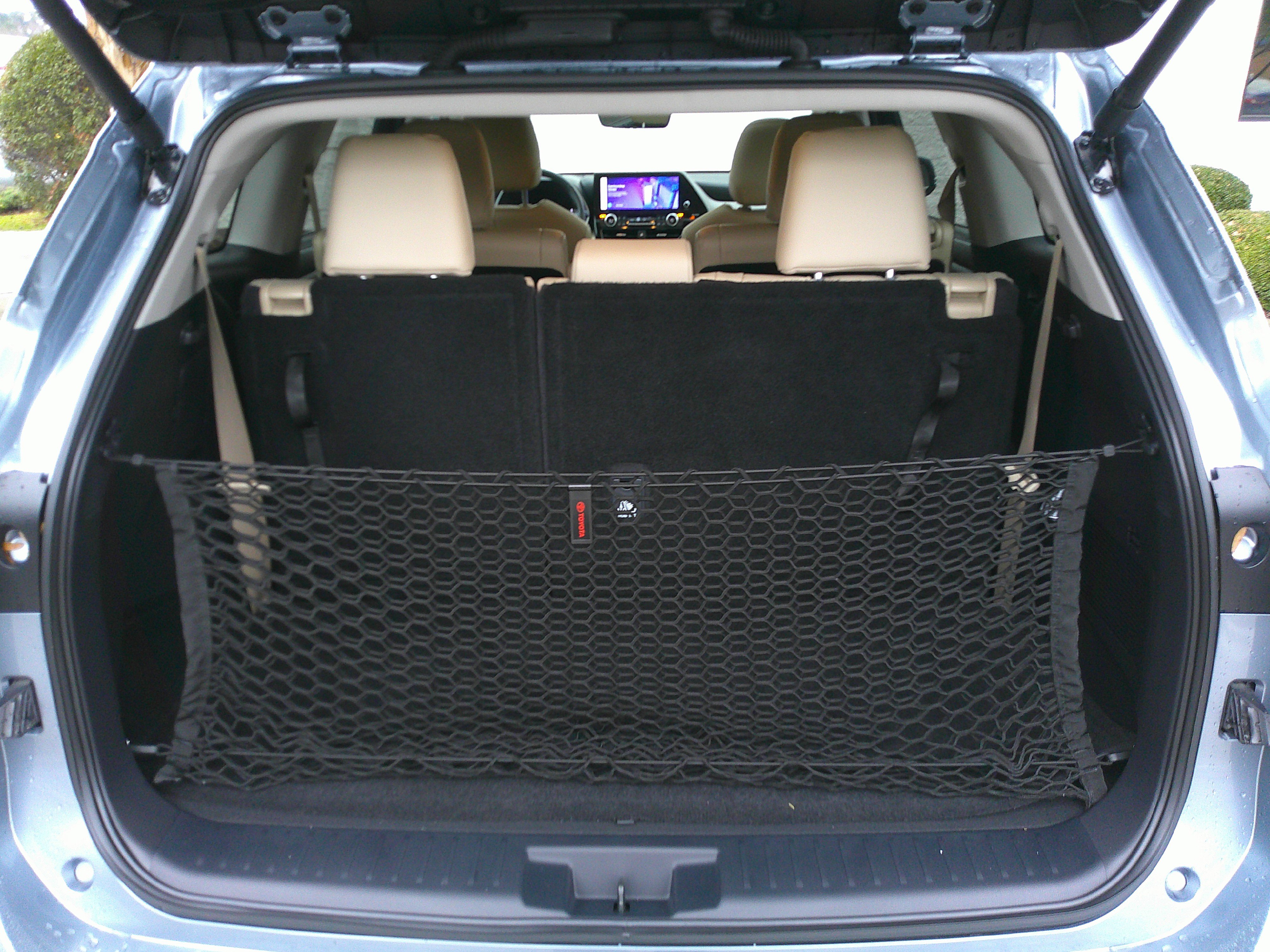 Used 2024 Toyota Highlander XLE image 35