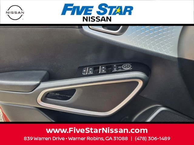 Used 2023 Kia Soul S FWD image 29