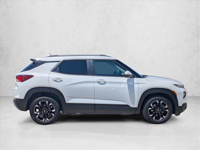 Used 2021 Chevrolet TrailBlazer LT w/ Convenience Package FWD image 4