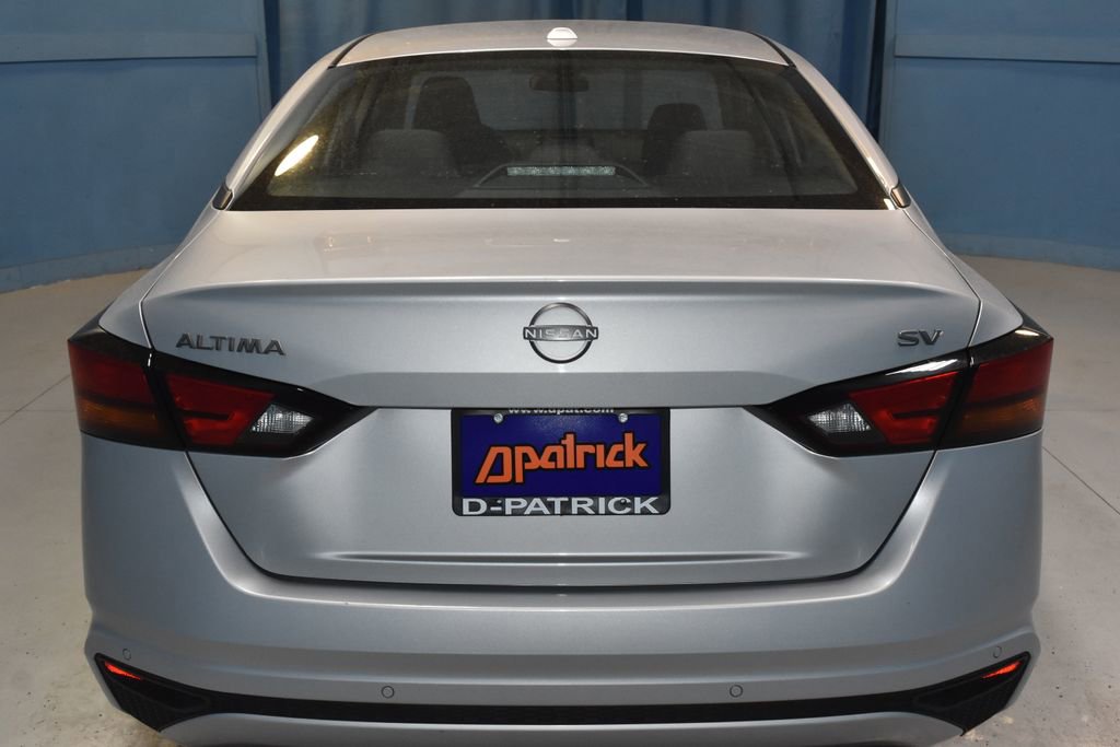 Used 2024 Nissan Altima 2.5 SV FWD image 27