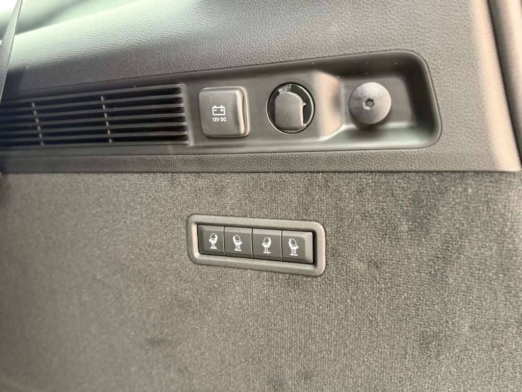 New 2026 Jeep Grand Wagoneer Summit AWD/4WD image 30