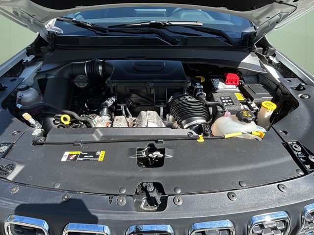 Used 2024 Jeep Compass Sport image 12