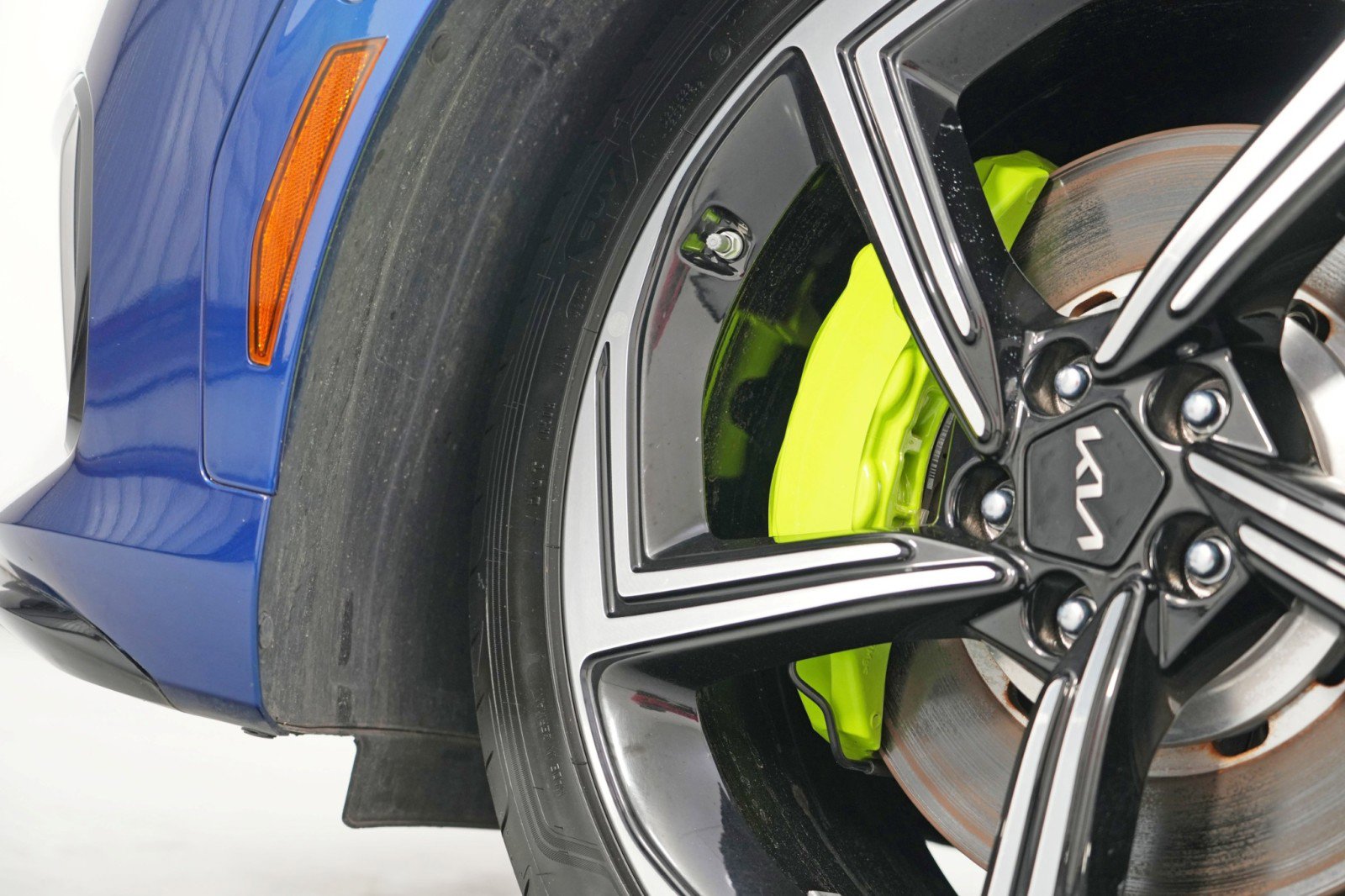 Used 2023 Kia EV6 GT image 56