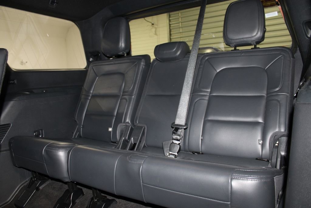 Used 2023 Lincoln Navigator Reserve AWD/4WD image 26