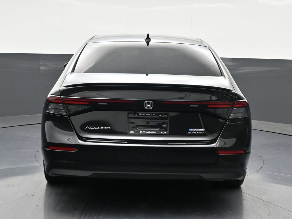 Used 2023 Honda Accord Sport image 4