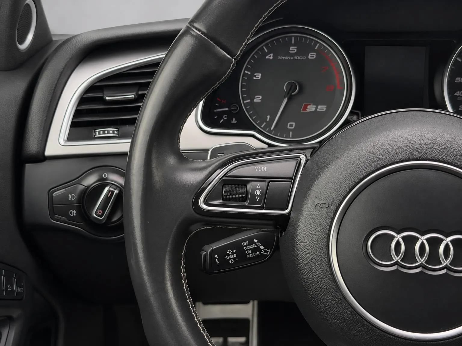 Used 2013 Audi S5 Prestige w/ Prestige Pkg AWD/4WD image 32