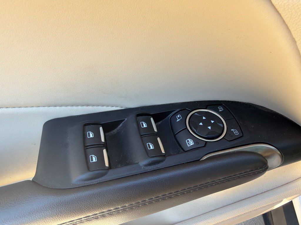 Used 2019 Lincoln MKC Reserve w/ MKC Climate Package FWD image 20