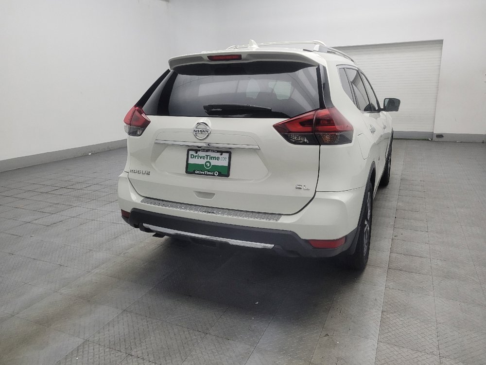 Used 2018 Nissan Rogue SL w/ Premium Package FWD image 9