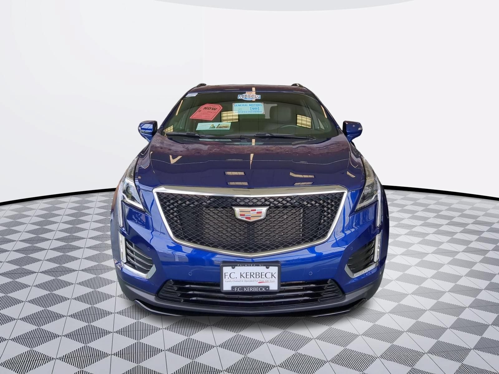 Certified 2023 Cadillac XT5 Sportv AWD/4WD image 3