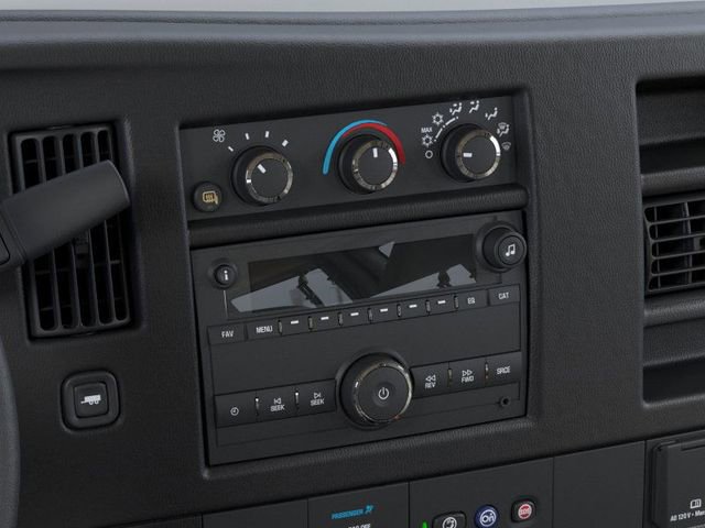 New 2025 Chevrolet Express 3500 Work Van w/ Driver Convenience Package image 20