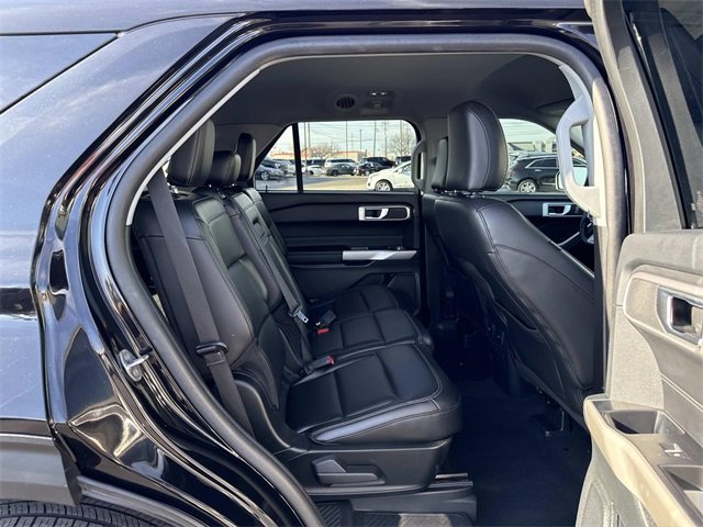 Used 2023 Ford Explorer XLT w/ Equipment Group 202A image 17