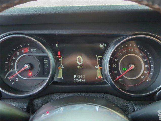 Used 2021 Jeep Wrangler Unlimited Rubicon w/ Trailer Tow Package AWD/4WD image 16