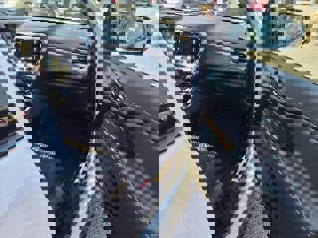 Used 2023 GMC Acadia SLE w/ Elevation Edition image 23