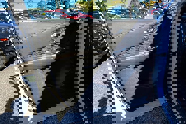 Used 2020 Cadillac XT4 Sport w/ Driver Awareness Package image 23