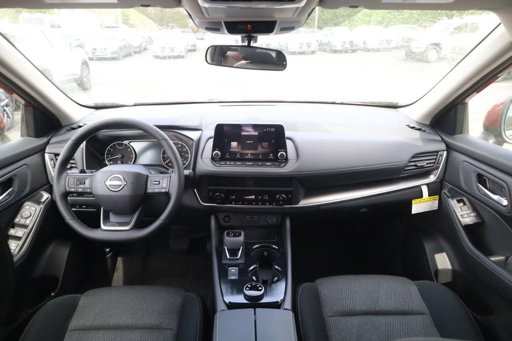 New 2026 Nissan Rogue SV w/ Cold Weather Package AWD/4WD image 7