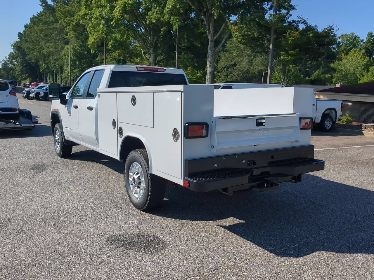 New 2026 GMC Sierra 2500 Pro w/ Convenience Package RWD image 6