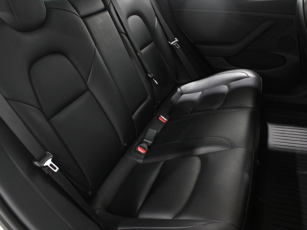 Used 2021 Tesla Model 3 Standard Range Plus image 19