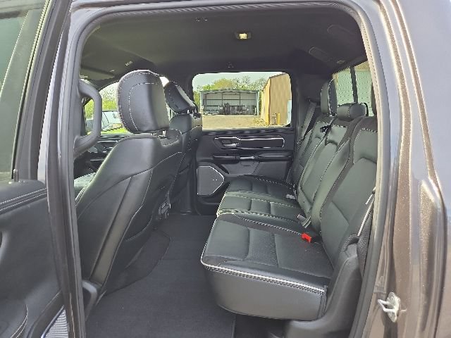 Used 2025 RAM 1500 Laramie AWD/4WD image 6