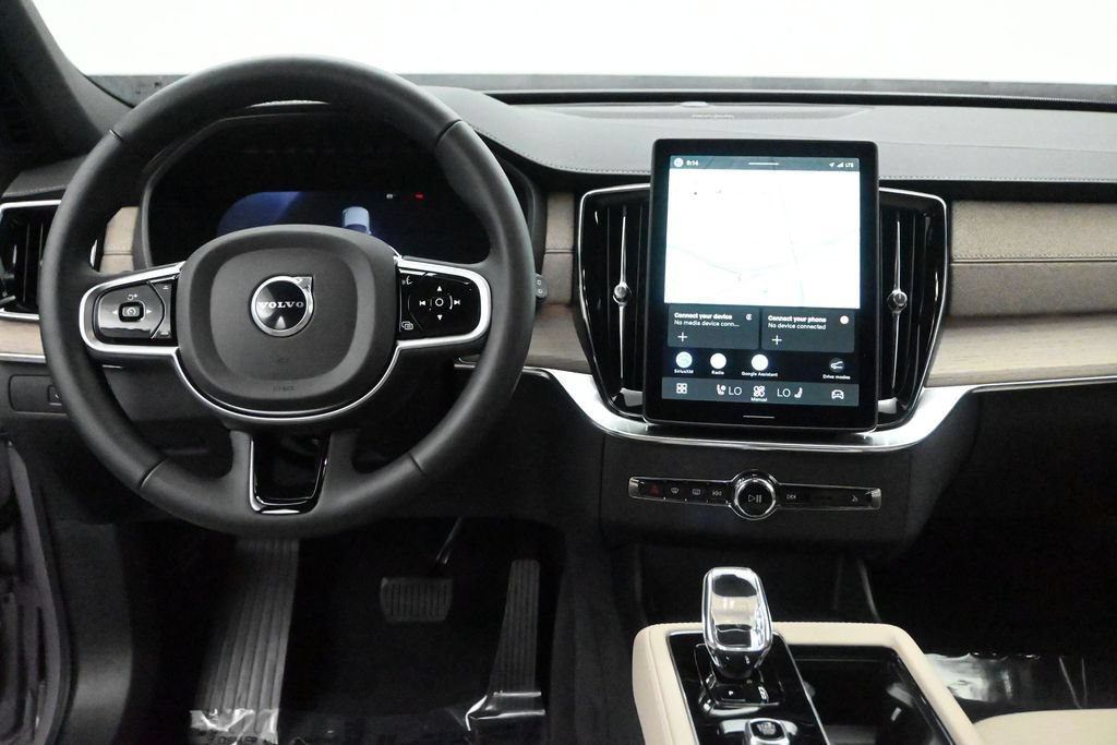 New 2026 Volvo XC90 B6 Plus w/ Protection Package Premier AWD/4WD image 12