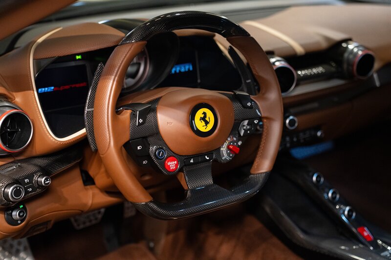 Used 2019 Ferrari 812 Superfast RWD image 22
