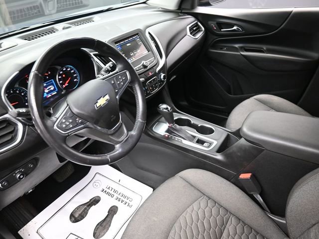 Used 2020 Chevrolet Equinox LT w/ Driver Convenience Package image 18