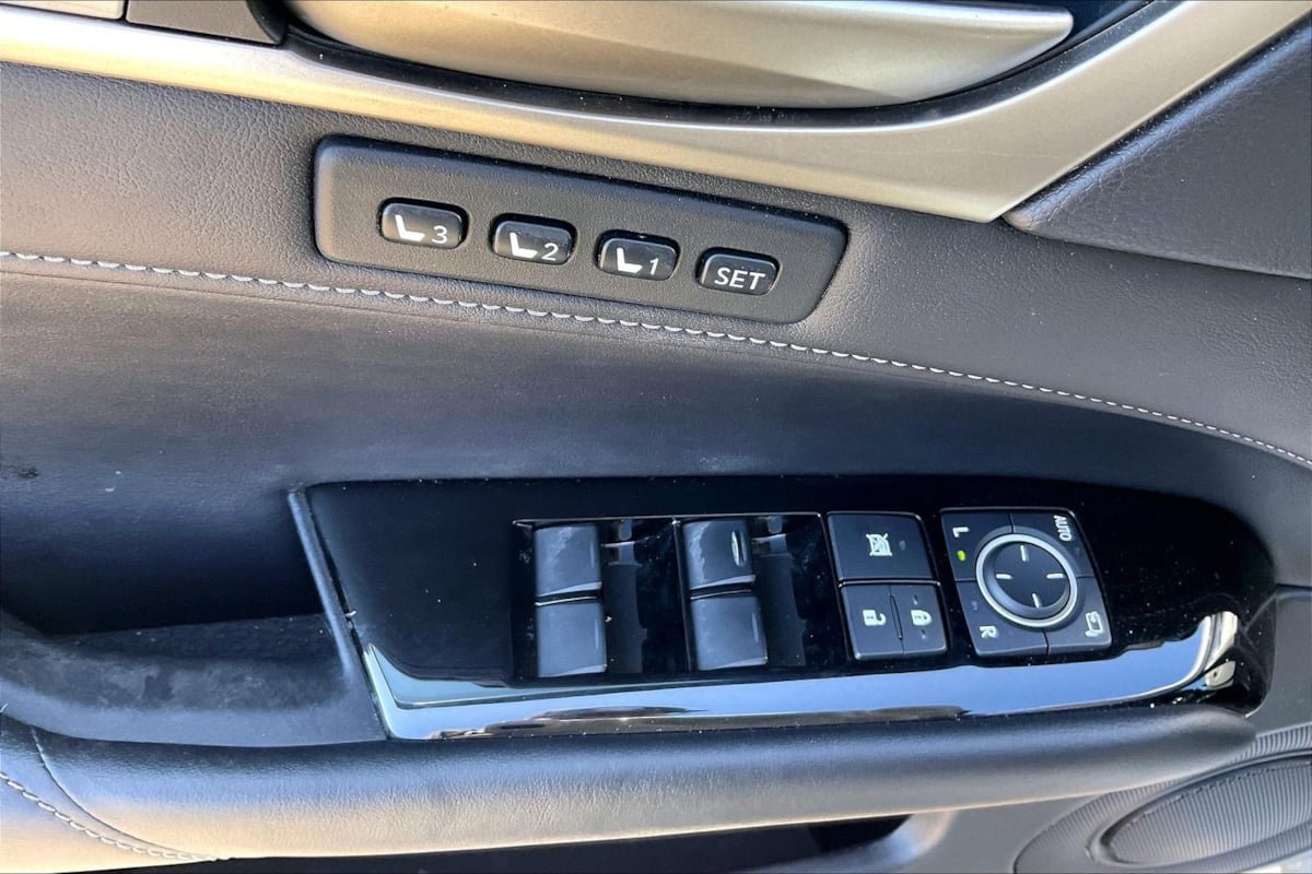 Used 2015 Lexus GS 350 w/ F Sport Package RWD image 8