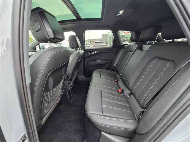 Certified 2024 Audi Q4 e-tron Prestige w/ Black Optic Package AWD/4WD image 17