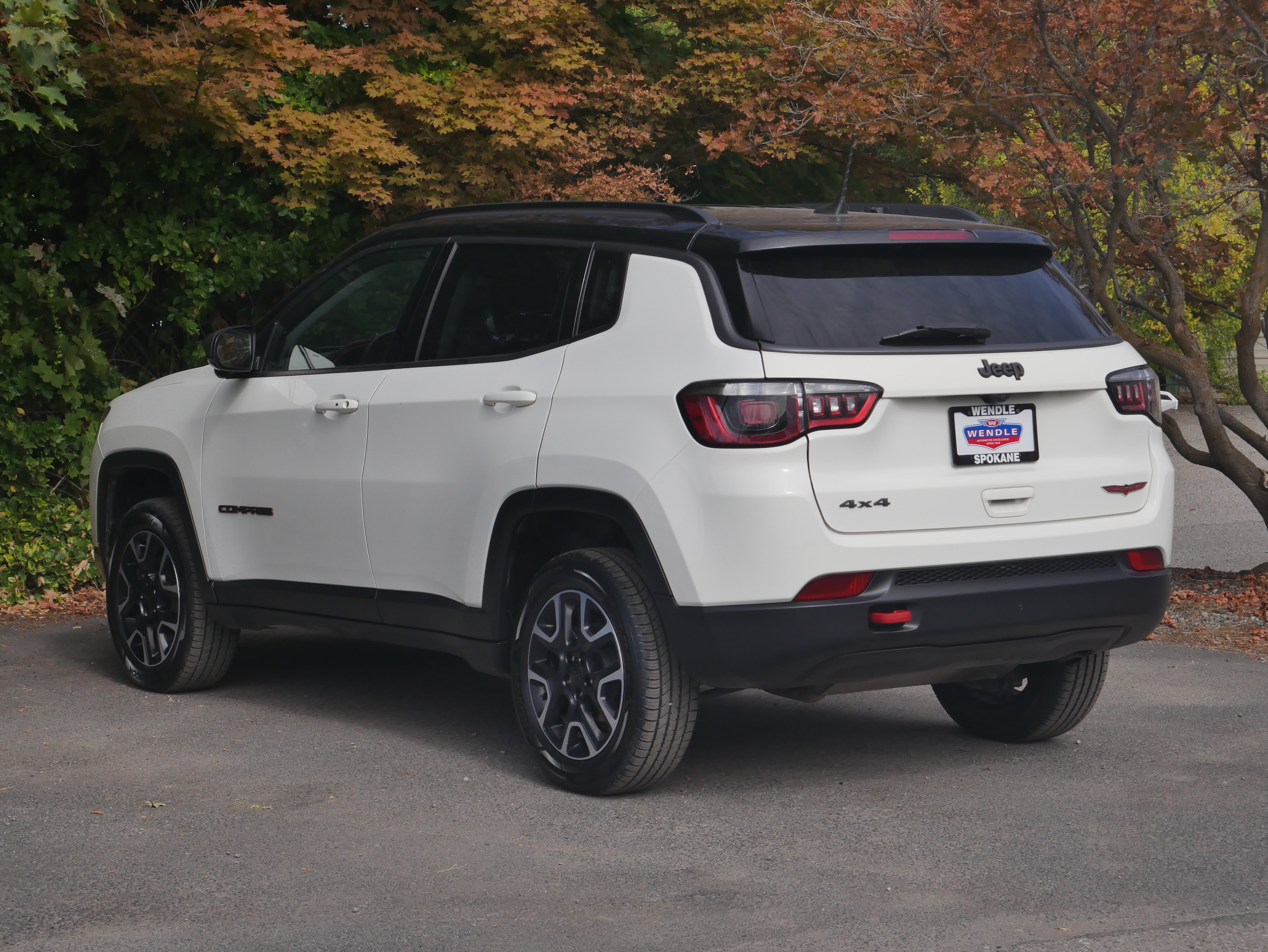 Used 2019 Jeep Compass Trailhawk AWD/4WD image 20