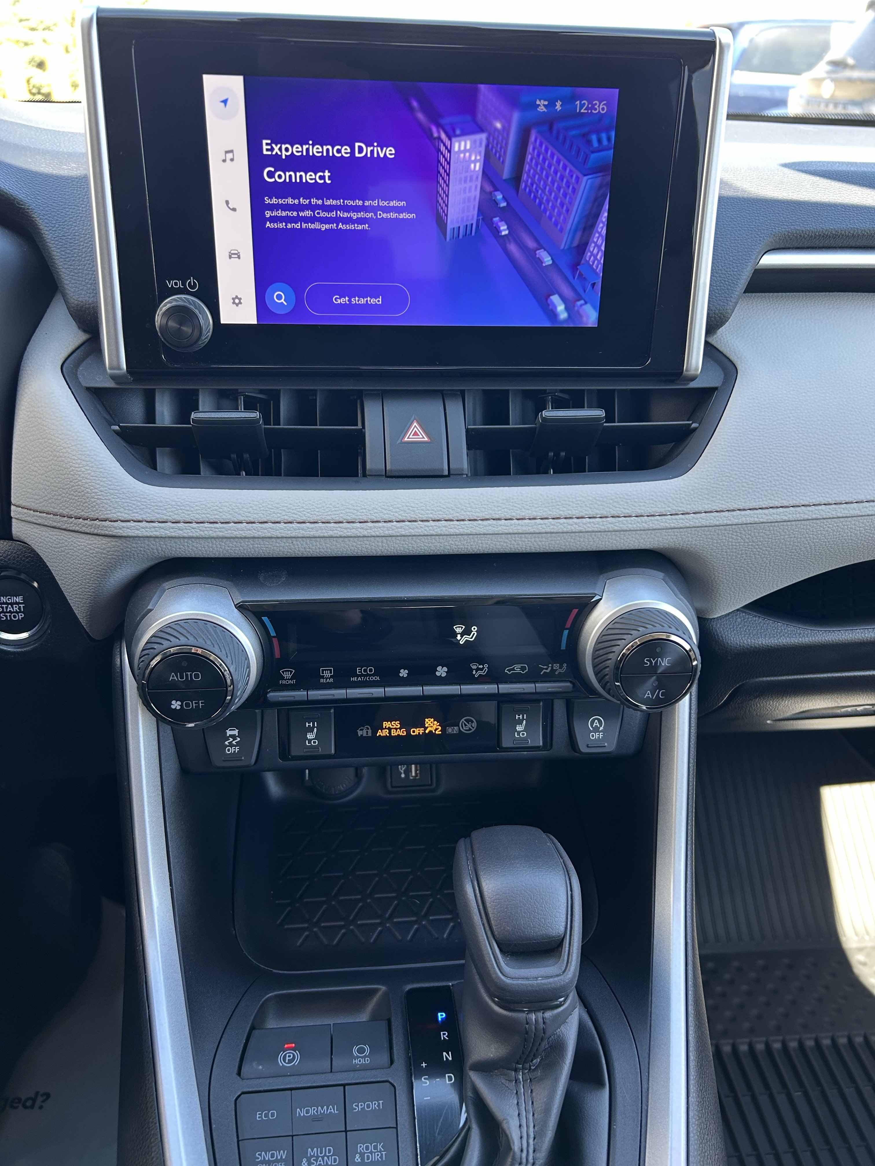 Certified 2024 Toyota RAV4 XLE w/ Convenience Package image 32