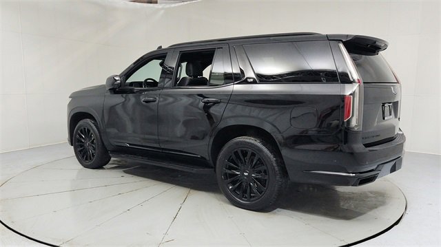 Used 2021 Cadillac Escalade Premium Luxury image 3