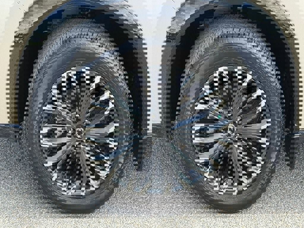 Used 2024 Nissan Rogue Platinum w/ Platinum Premium Package image 13