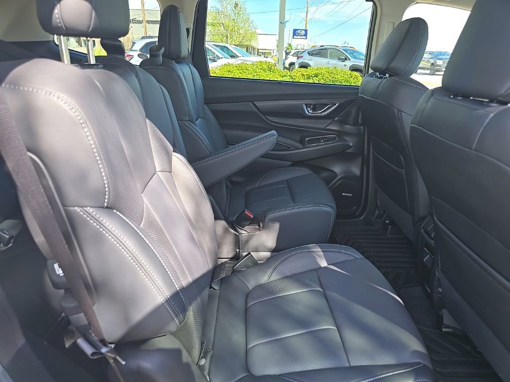 Certified 2025 Subaru Ascent Limited w/ Popular Package #2 image 32