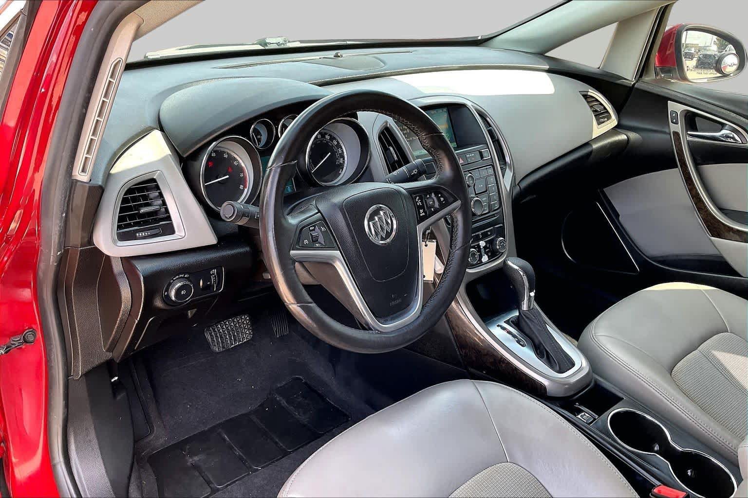Used 2012 Buick Verano FWD image 10