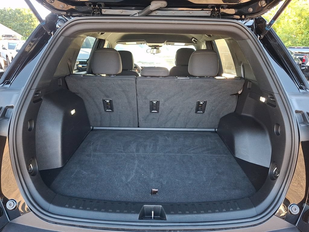 Used 2025 Chevrolet Equinox LT FWD image 28