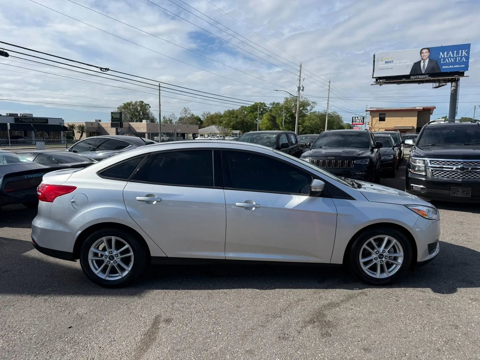Used 2016 Ford Focus SE FWD image 4