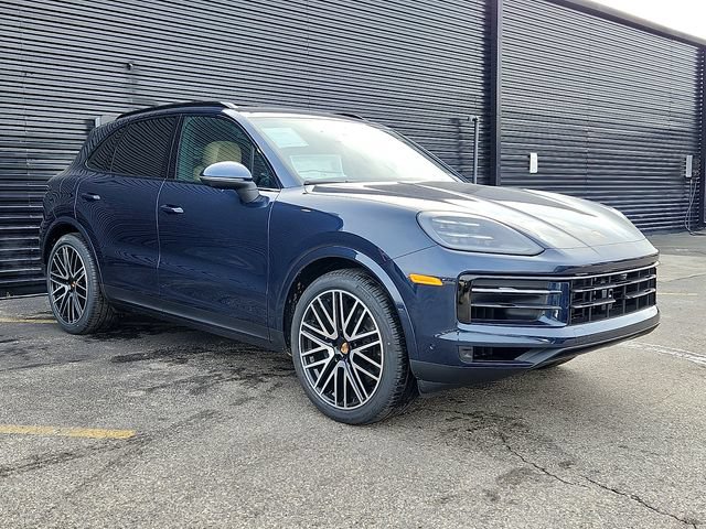 Certified 2026 Porsche Cayenne AWD/4WD image 9
